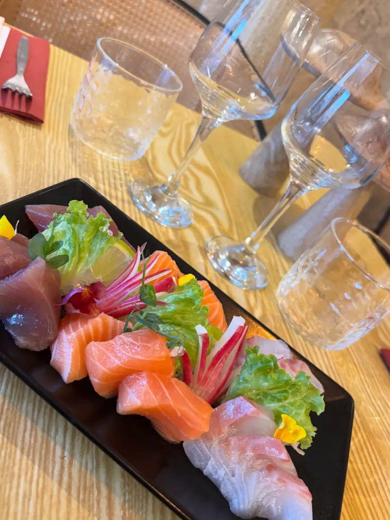 Assortiment sashimi, Nikkie Sushi Béziers
