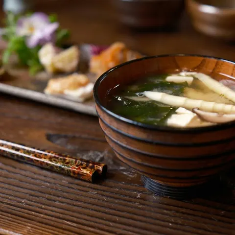 Soupe miso saumon