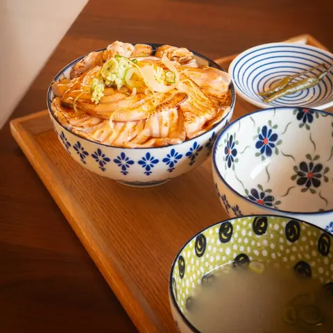 Chirashi tartare de saumon